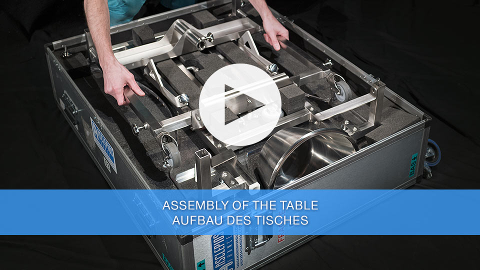 Assembly of the table / aufbau des tisches