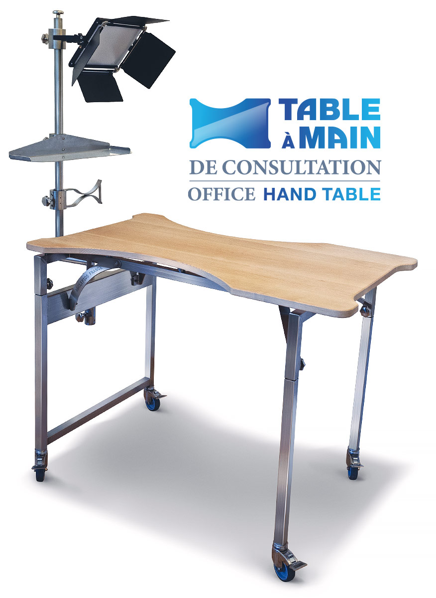 Table-a-main-de-consultation
