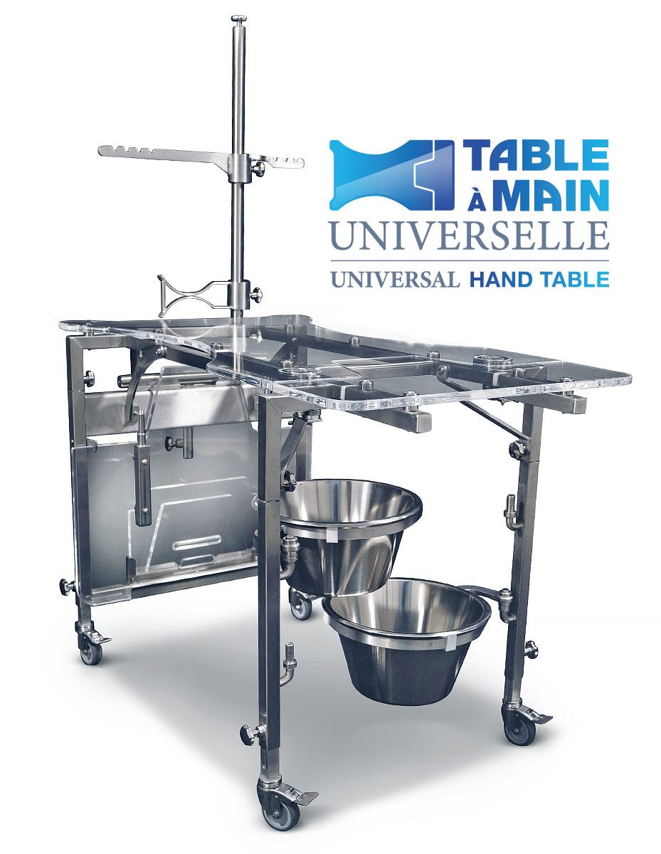 Table-a-main-universelle